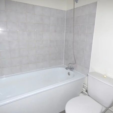 Location Appartement 1 pièce 37m² NANCY 54000 - Photo 4