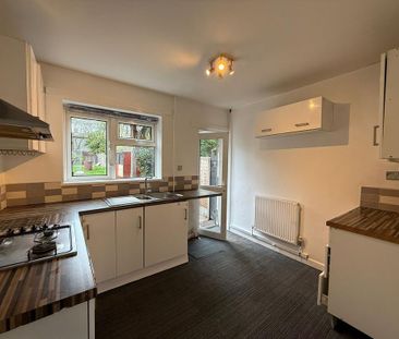 3 bedroom terraced house to rent - Photo 5