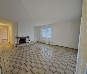 Apartment 4.5 rooms - Photo 2