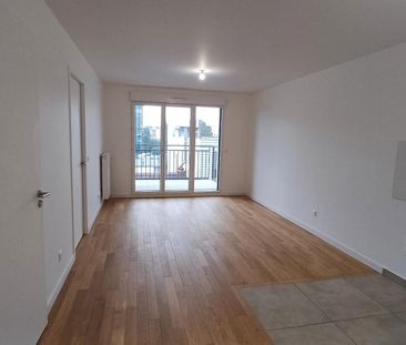 location Appartement T2 DE 43m² À COURBEVOIE - Photo 4