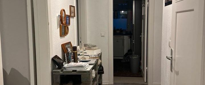 Zimmer frei ist eine wg nicht gesamte Wohnung - Photo 1