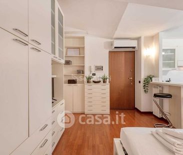 Bilocale in Affitto in Via Francesco Ferrucci 6 a Milano - Photo 1