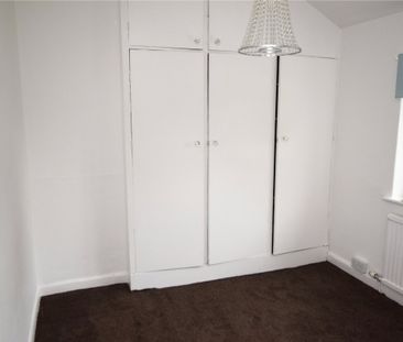 Acre Road, Middleton, Leeds, LS10 - Photo 6