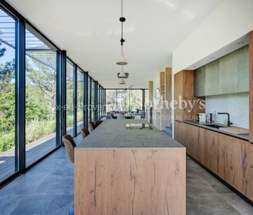 Propriéte d'exception au pied de la Sainte Victoire - Photo 1