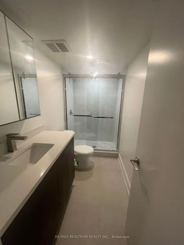 Detached Home For Lease | E9233423 - Photo 3