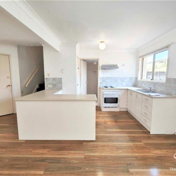 Spacious 3 Bedroom Unit - Stretton Catchment - Photo 1