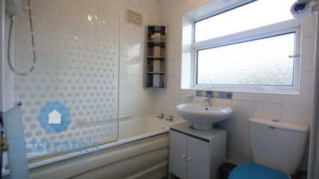 3 bed Semi-Detached House for Rent - Photo 5