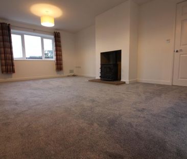 3 bedroom detached house to rent - Photo 3