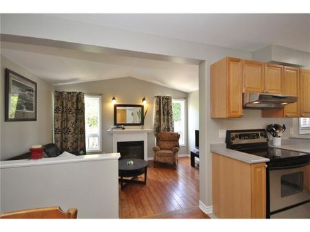 For Lease - 24 Wallsend Avenue, Kanata, Ontario - Photo 5