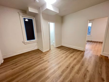 For Lease - 82 Curzon Street Unit# UNIT 1, Toronto, Ontario - Photo 3