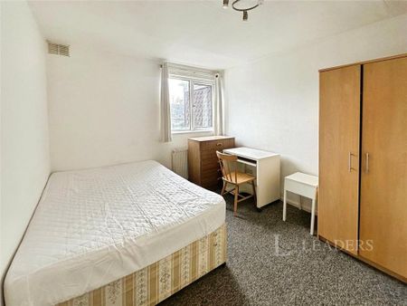 House share to rent - Photo 2