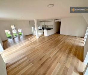 Location Appartement 3 pièces 107 m2 à Lille - Photo 2