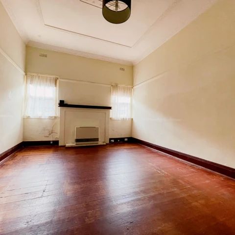 2 Bed, 1 Bath - Photo 1