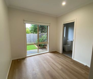 2/9 Koonawarra Street, Clayton. - Photo 5