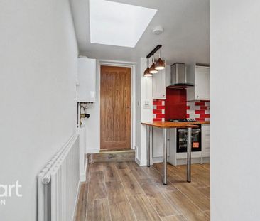 3 bedroom end of terrace house to rent - Photo 4