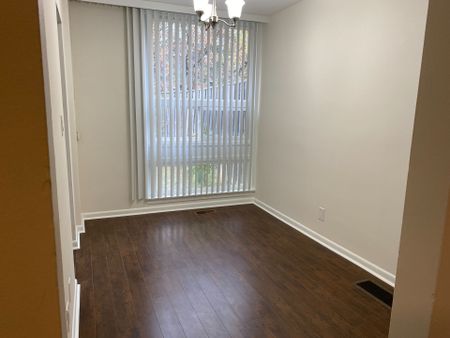 For Lease - 3230 The Credit Woodlands N/A, Mississauga, Ontario - Photo 2