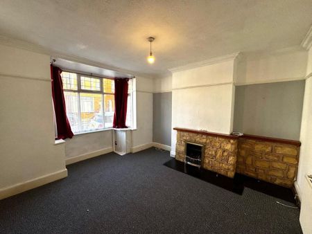 3 bedroom terraced house to rent - Photo 3