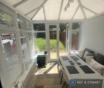 2 bedroom terraced house to rent - Photo 3