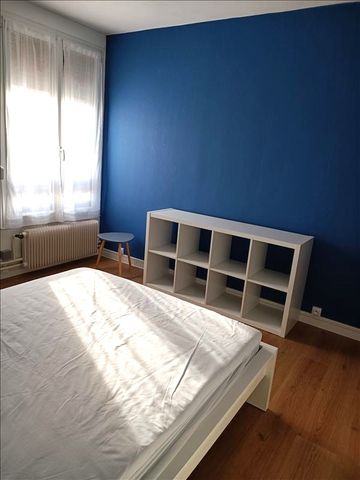 1 pièce - Meublé - 13,24 m² - 2ème étage - Colocation non autorisée - Photo 2