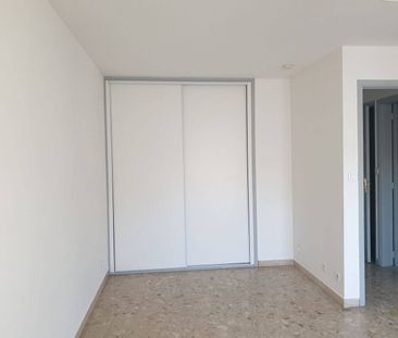 Location appartement 1 pièce 25.7 m² à Toulon (83000) - Photo 2