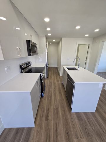 Brand New Condo - Photo 5