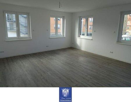 Modern ausgestattete 4-Zimmer-Familienwohnung mit Balkon und Fußbodenheizung! - Photo 2