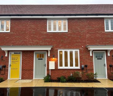 2 bedroom terraced house to rent - Photo 1