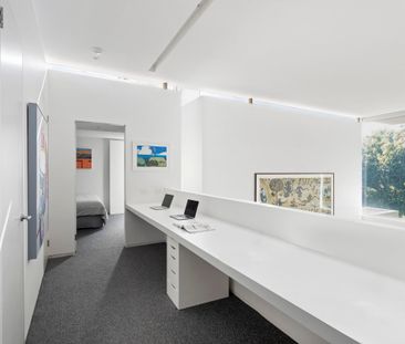 Superb Art Deco Residence with Modern Enhancements in Exclusive Cul... - Photo 4