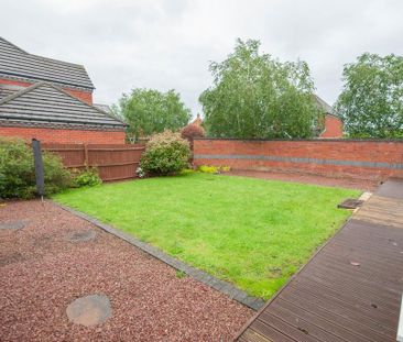 4 bedroom detached house to rent - Photo 1