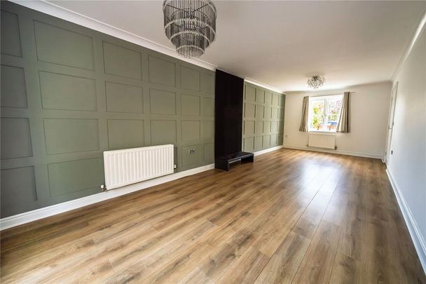 4 bedroom semi-detached house to rent - Photo 1