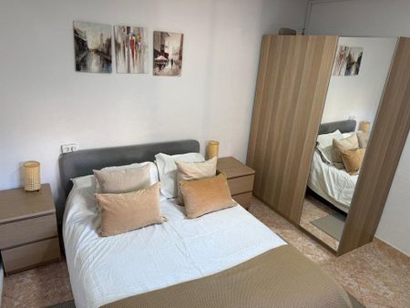 Calle Segismundo Moret, Málaga, Andalusia 29011 - Photo 5