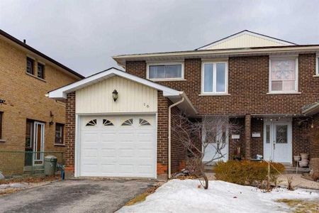 For Lease - 16 Comrie Terrace, Toronto, Ontario - Photo 2