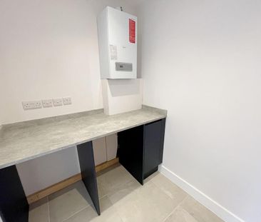 2 bedroom terraced house to rent - Photo 5