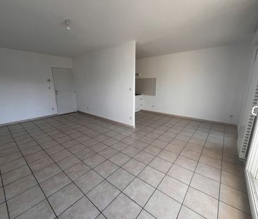 Location Appartement 3 pièces 70m² - Photo 1