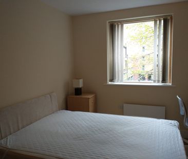 2 Bed Flat, Lower Chatham Street, M1 - Photo 5