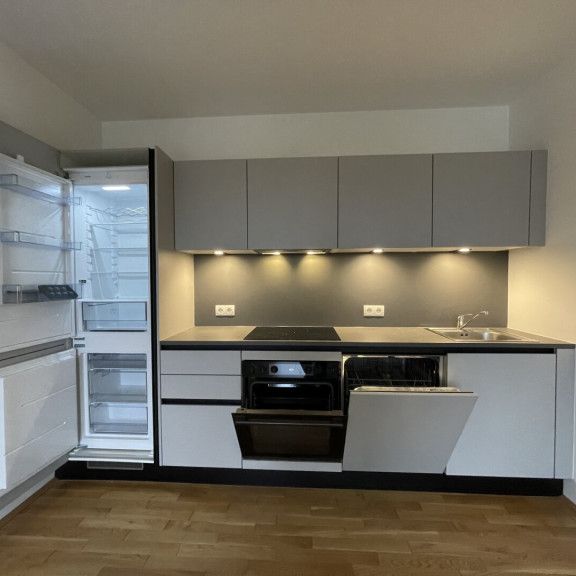 Dachgeschoss-Apartment mit Terrasse in Wiener Neustadt – Ihr neues Zuhause! - Photo 1