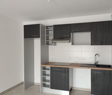 Location Appartement 3 pièces 59m² ST ORENS DE GAMEVILLE 31650 - Photo 3