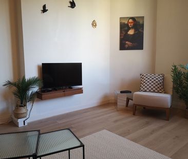 Location Appartement 2 pièces 43m² LA MADELEINE 59110 - Photo 3