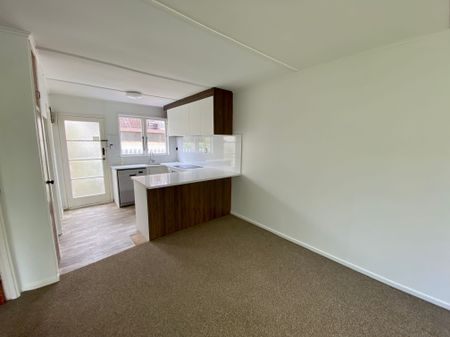Epsom, 1 bedroom unit - Photo 4