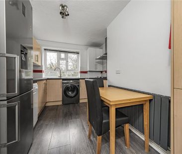 2 bedroom apartment to rent - Photo 6