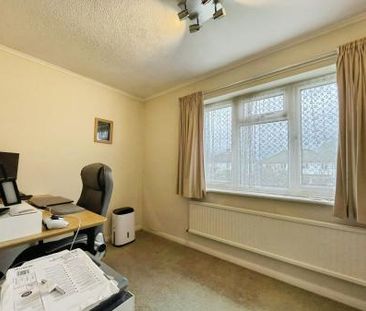 Hammond Close, Stevenage, SG1 - Photo 4