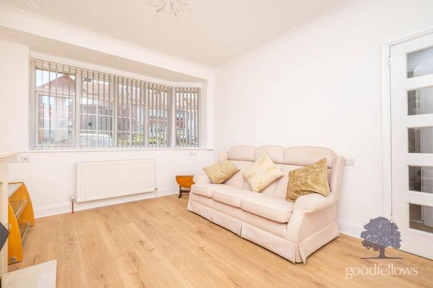 2 bedroom maisonette to rent - Photo 1