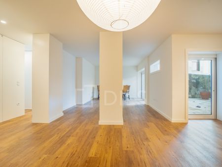 Apartamento T2 Renovado com Terraço - Foz Do Douro - Photo 3