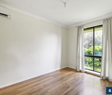 For Lease: Stunning 4-Bedroom Family Home in Parkwood - Photo 4