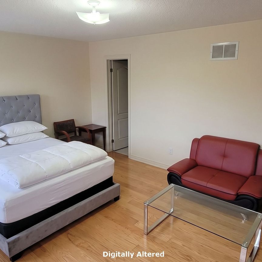 For Lease - 118 Gemini Crescent, Richmond Hill, Ontario - Photo 1