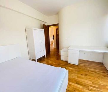 4 camere, 120 mp, mobilat modern, garaj, zona Grand Hotel Italia - Photo 4