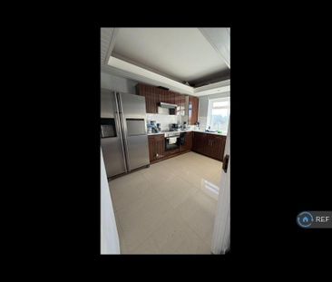 2 bedroom maisonette to rent - Photo 6