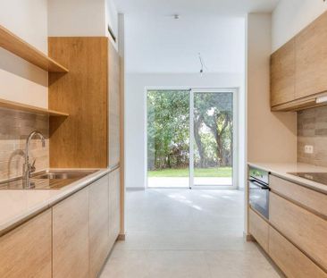 Appartement te huur in Kortrijk voor € 1.350 met 2 slaapkamers - Photo 1