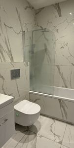 Quilters Way, Stoke Mandeville, AYLESBURY - Photo 4