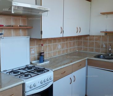 Kiadó panel lakás – 2. fotó